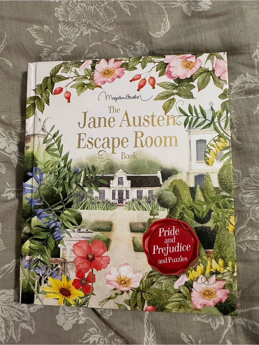 The Jane Austen Escape Room Book - Floral Cover